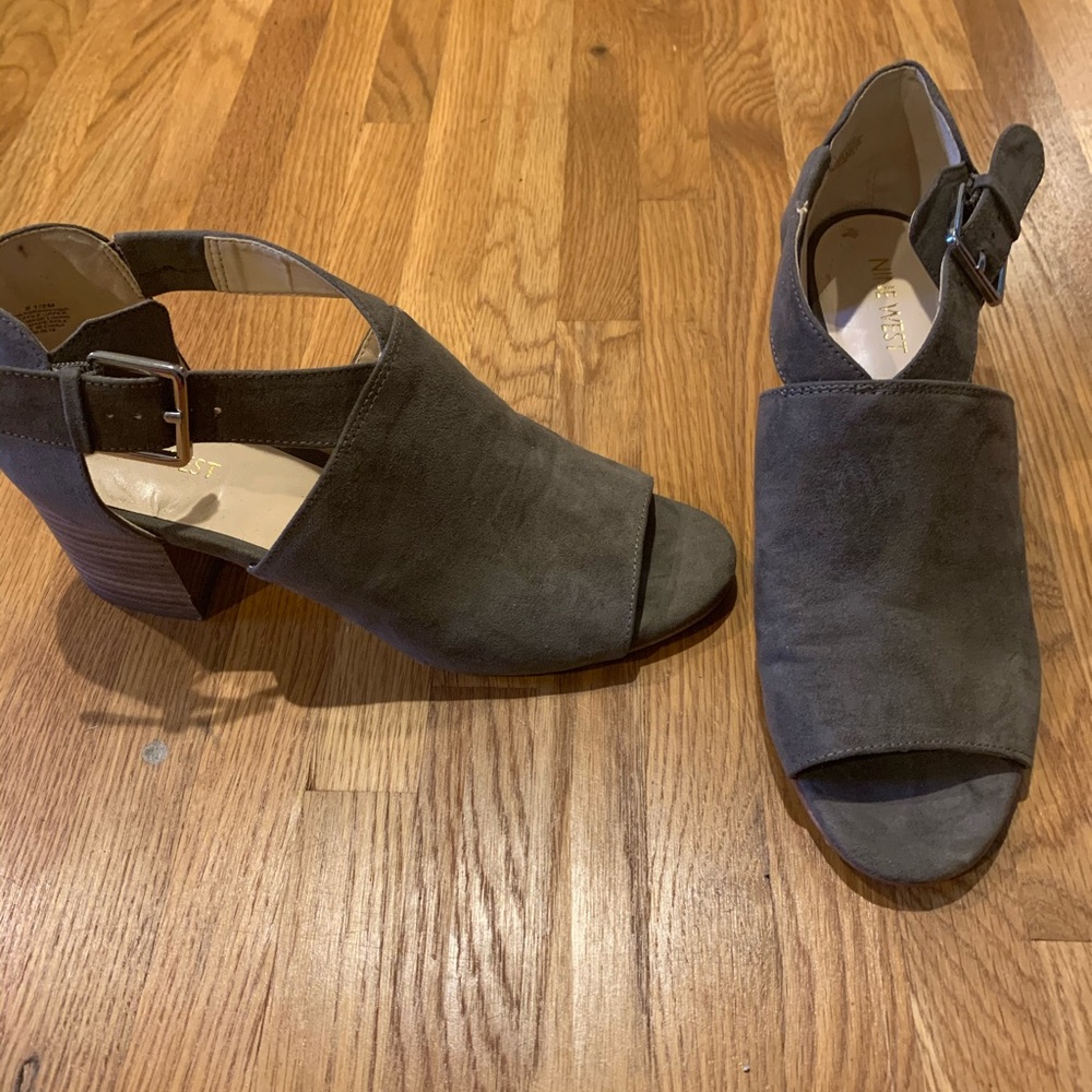 Nine West summer heel open toe shoe